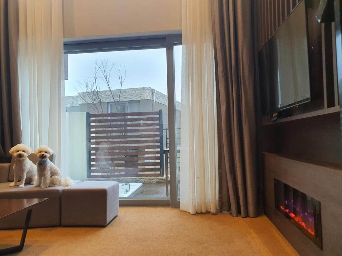 Ramada Hotel & Suite By Wyndham Gangwon Pyeongchang Exterior photo