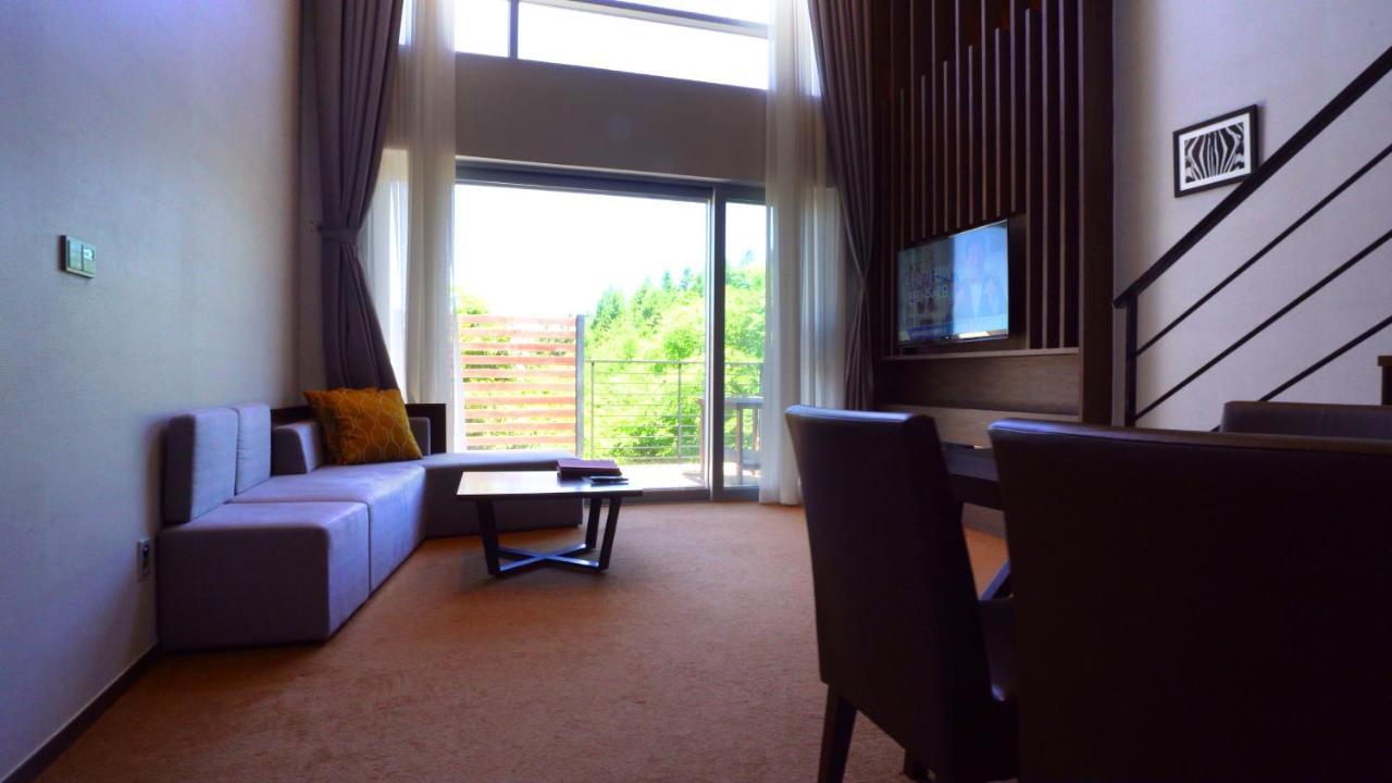 Ramada Hotel & Suite By Wyndham Gangwon Pyeongchang Exterior photo